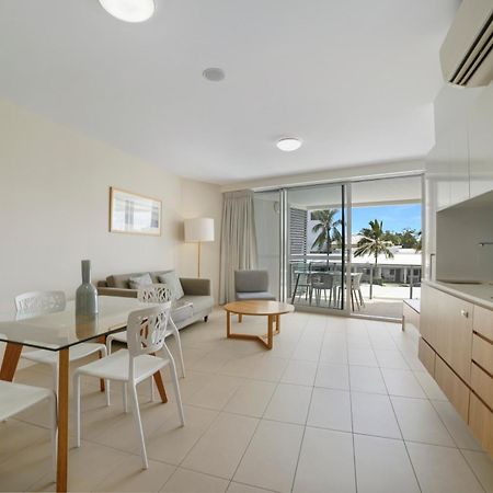 Salt Yeppoon Aparthotel Bagian luar foto