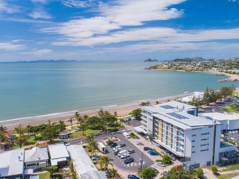 Salt Yeppoon Aparthotel Bagian luar foto