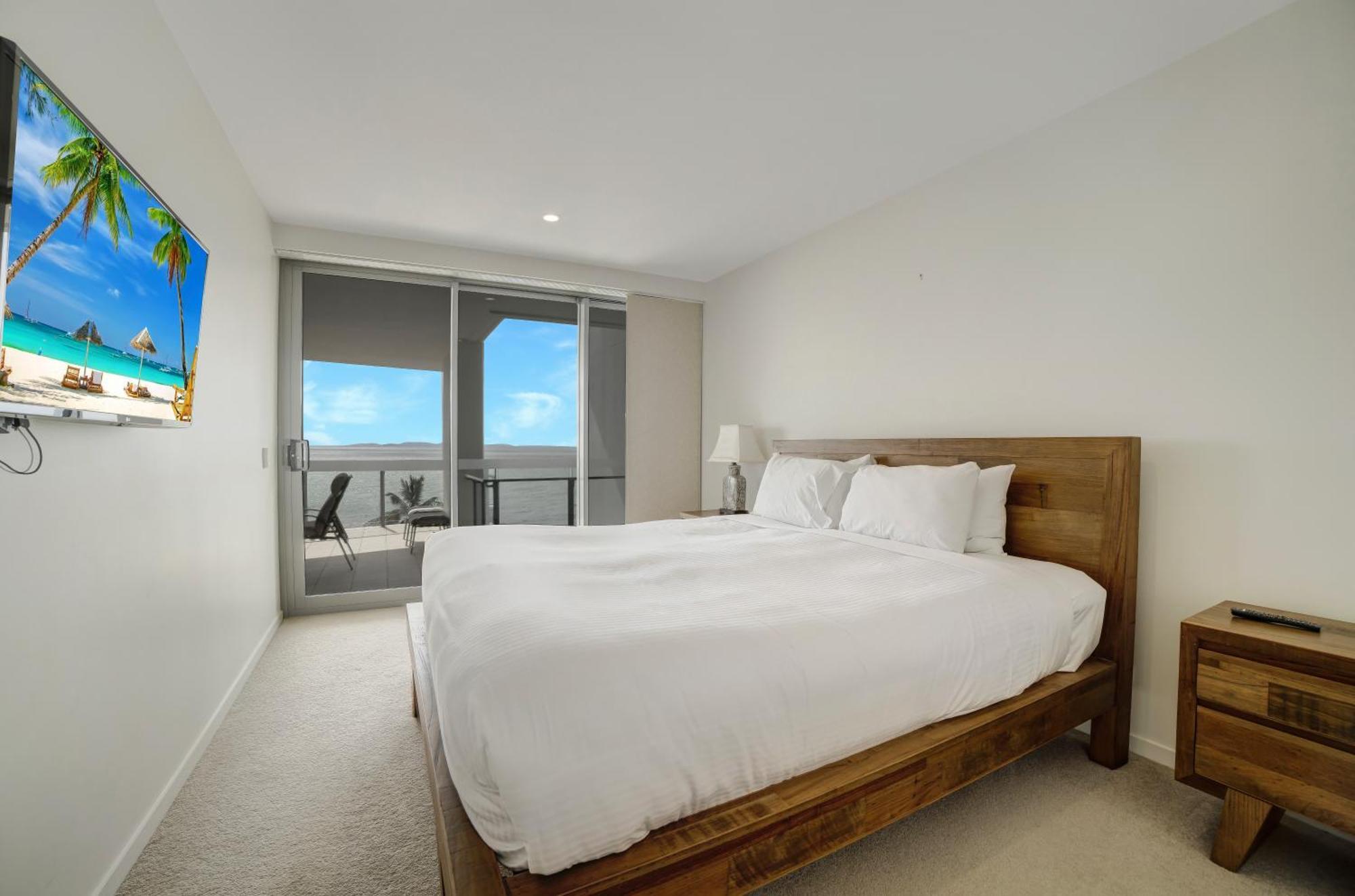 Salt Yeppoon Aparthotel Bagian luar foto