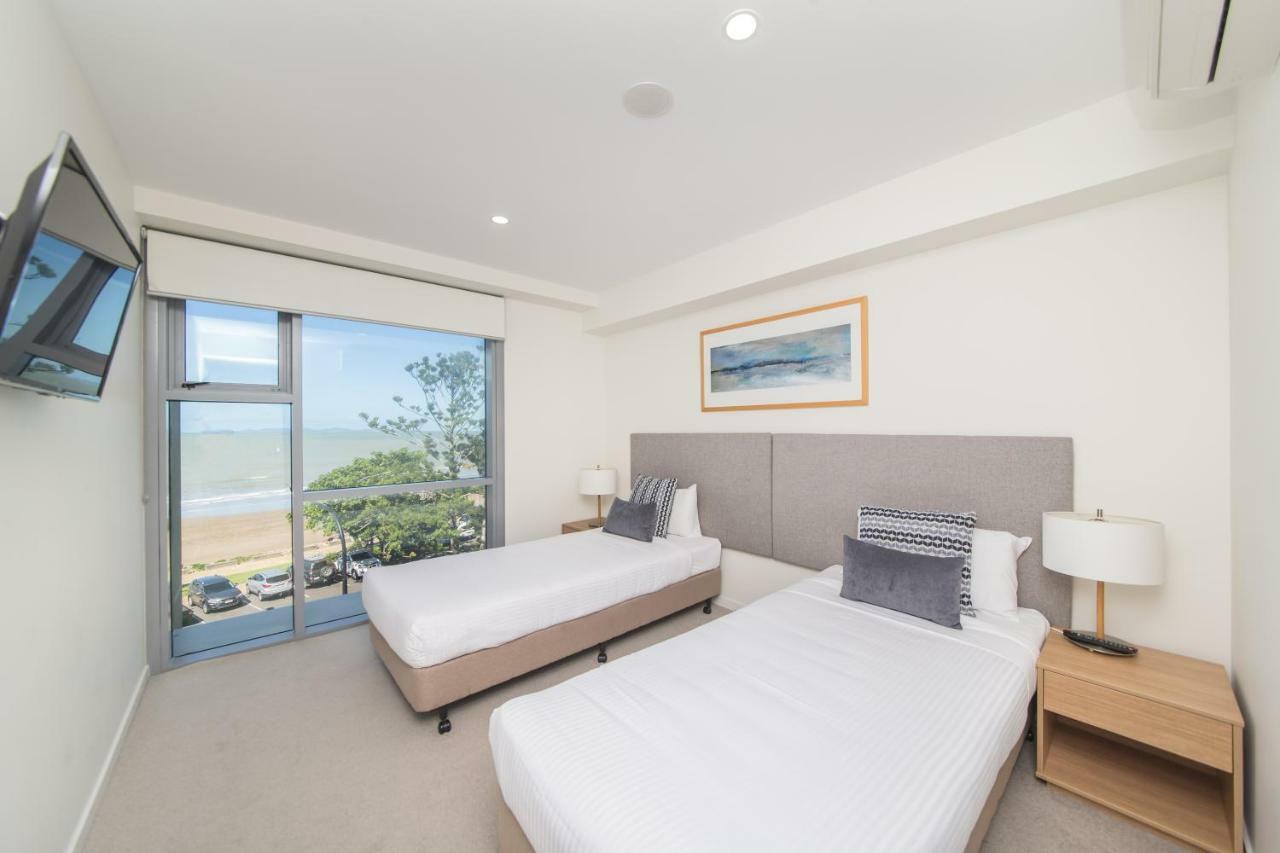 Salt Yeppoon Aparthotel Bagian luar foto